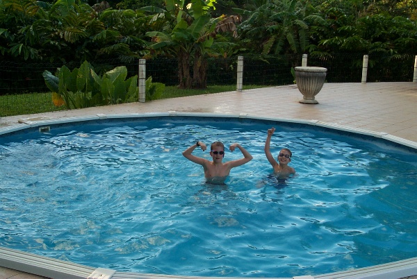 Erik and Karl in the pool