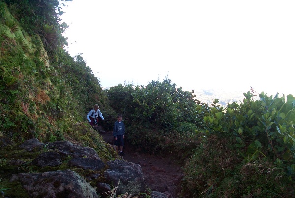 Lilli and Karl hiking up to La Soufriere